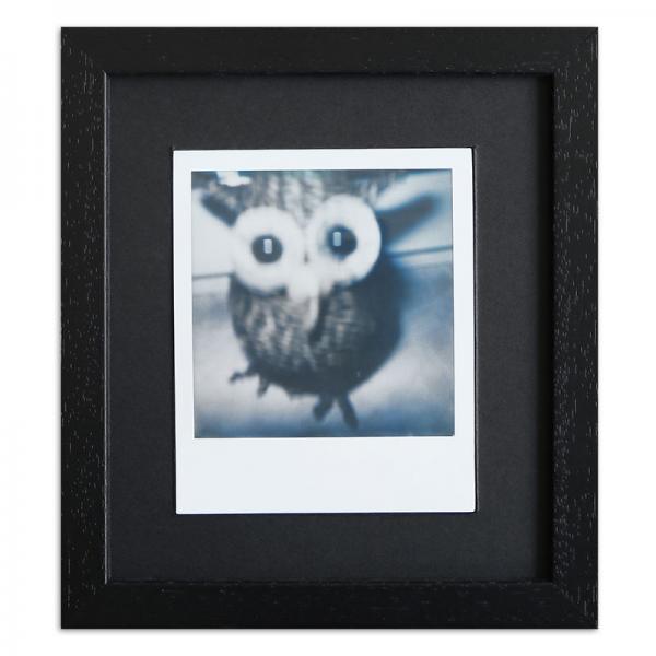 Bilderrahmen für 1 Sofortbild - Typ Polaroid 600 13,8x15,7 cm | Schwarz, gemasert | Normalglas