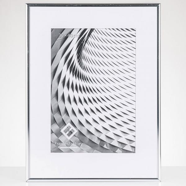 Alu Bilderrahmen Amelia 60x80 cm | Silber glänzend | Kunstglas (1 mm)
