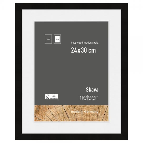 Holzrahmen Skava mit Passepartout 24x30 cm (18x24 cm) | Schwarz | Normalglas